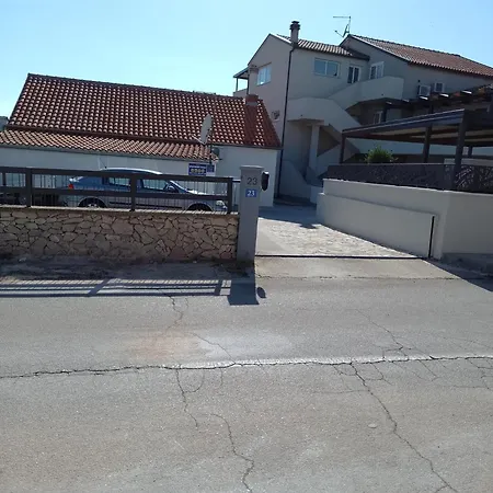 Milivoj Tribunj (Sibenik-Knin)